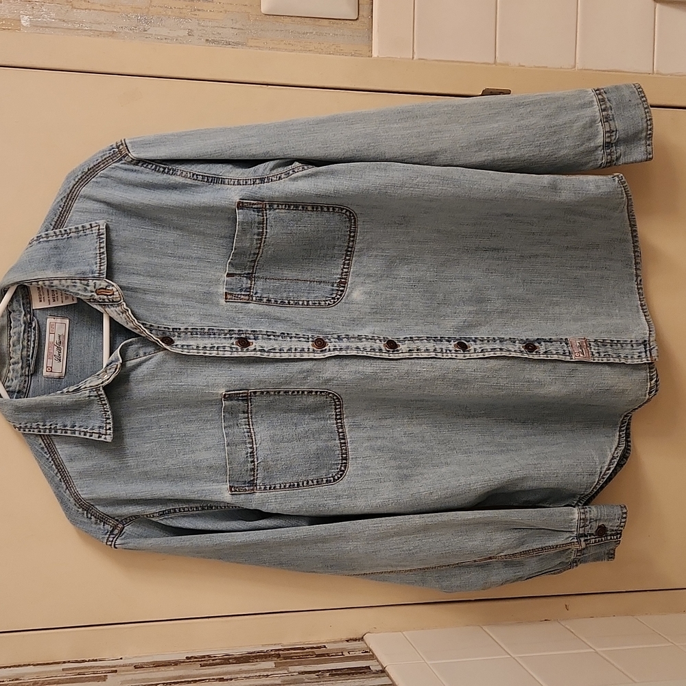 "Levi Strauss" Light Blue Denim, Front Button Shirt, Med